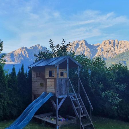 Ferienwohnung Jonas Godnach エクステリア 写真